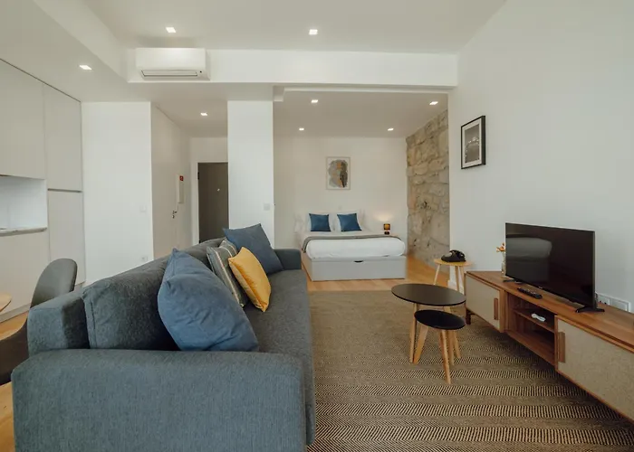 Courtyard Oporto Design Apartments By Vacationy
